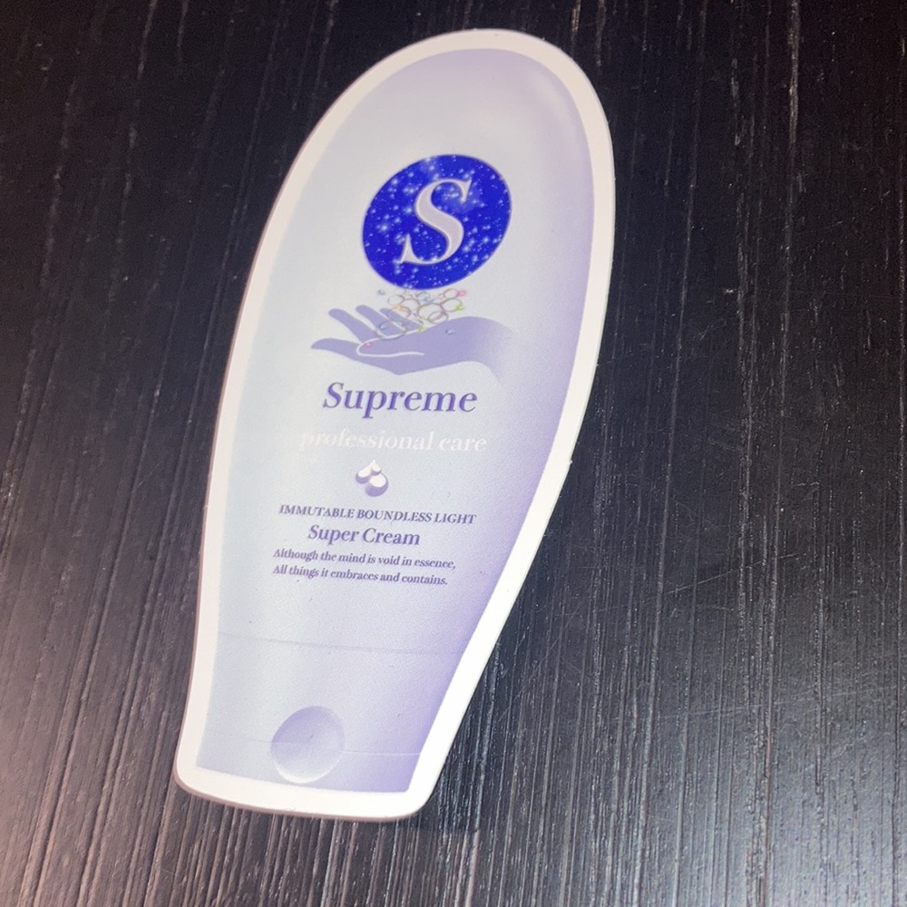 (1) Supreme Sticker - Picture 2 of 5